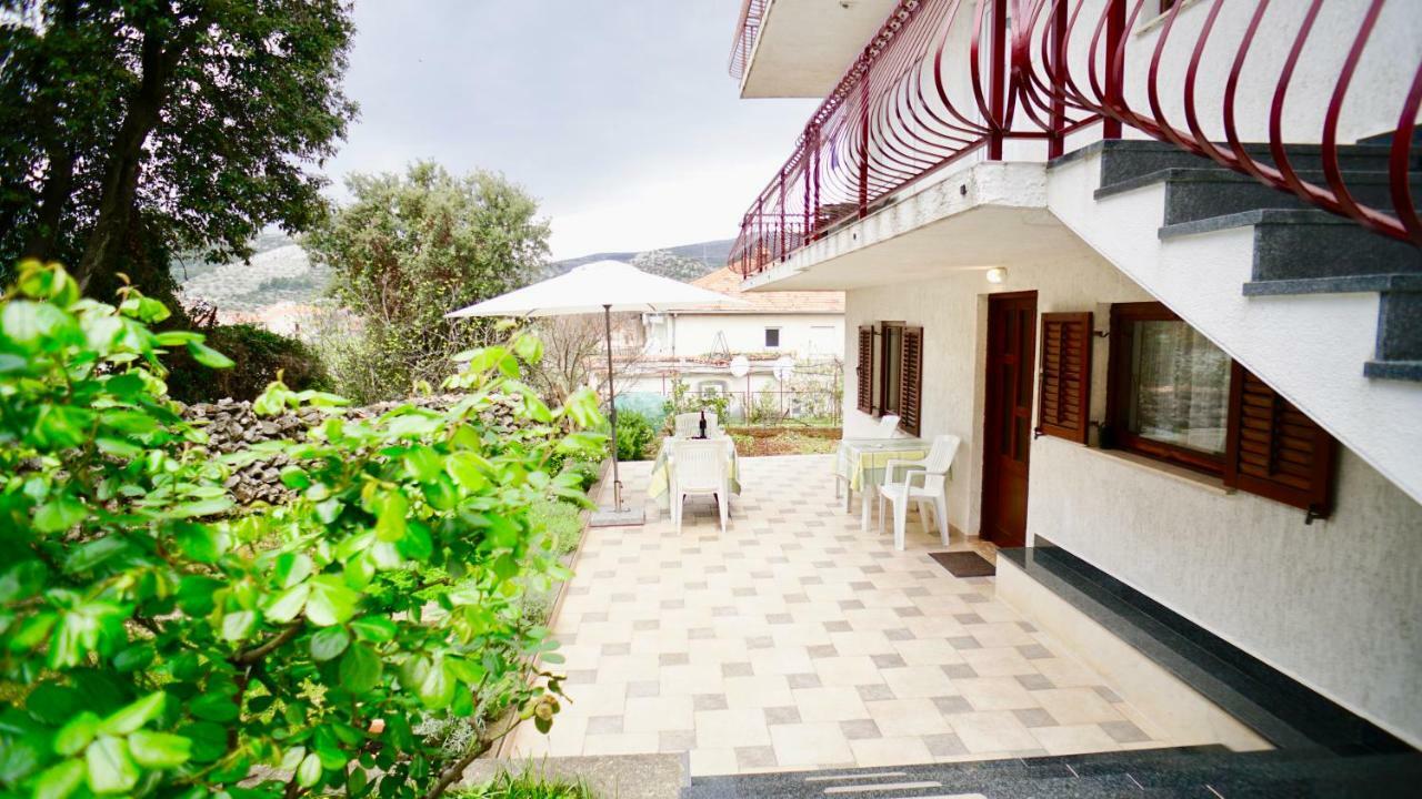 Maria Holiday Home Seget Vranjica Kültér fotó